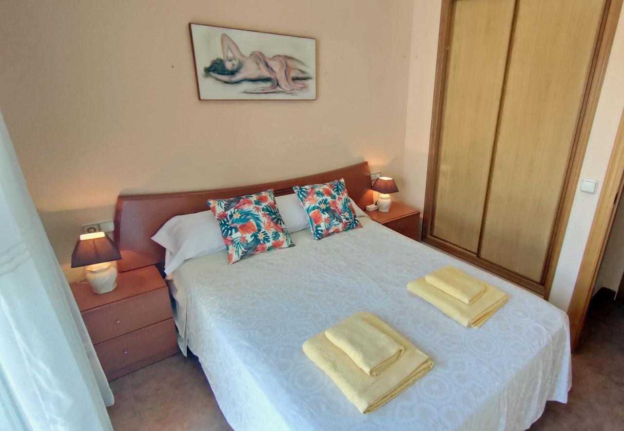 Apartamento En La Playa Con Piscina Peniscola Bagian luar foto