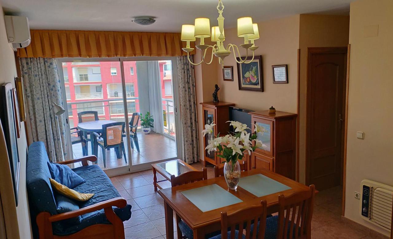 Apartamento En La Playa Con Piscina Peniscola Bagian luar foto