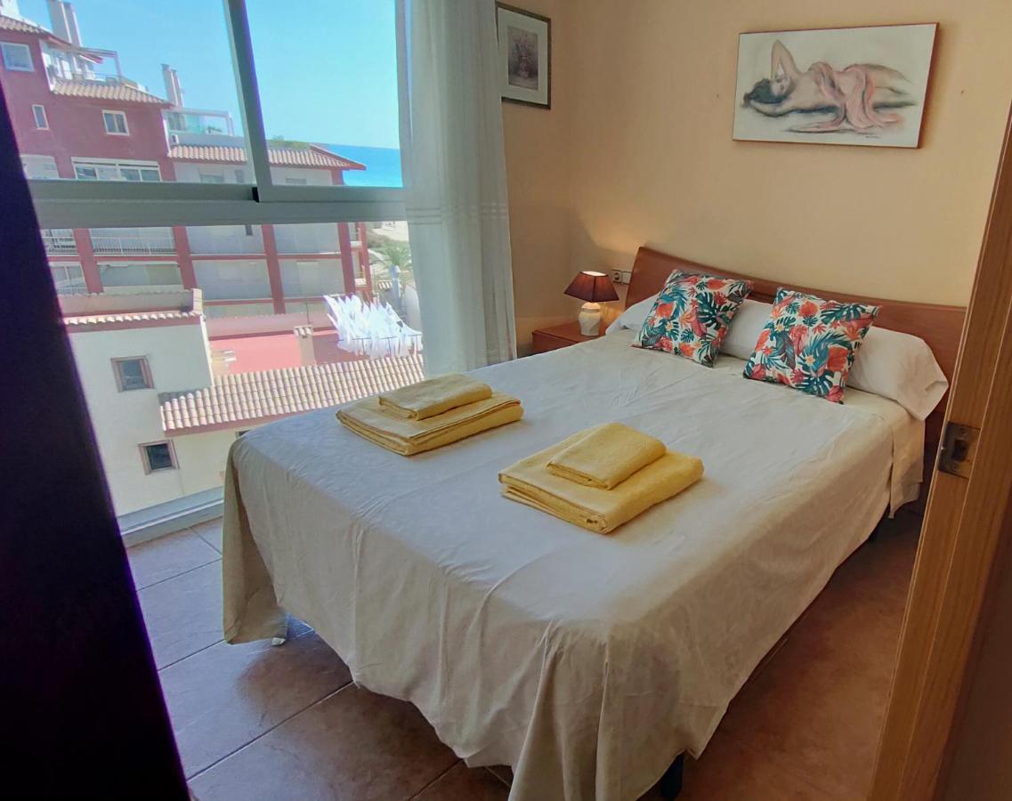 Apartamento En La Playa Con Piscina Peniscola Bagian luar foto